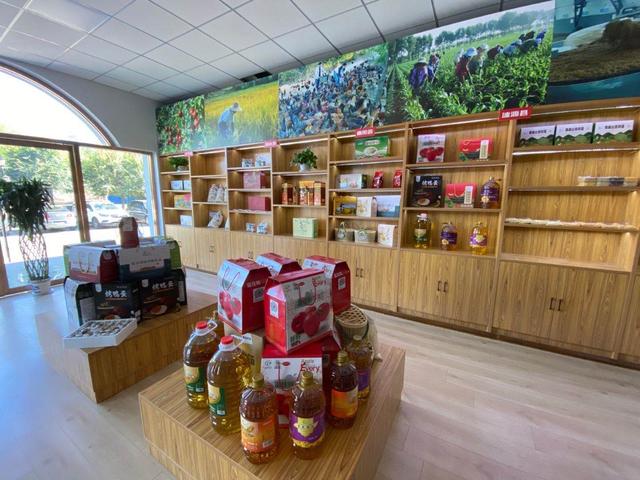 房山“扶贫大集”开幕 600余种土特产助力乡村振兴